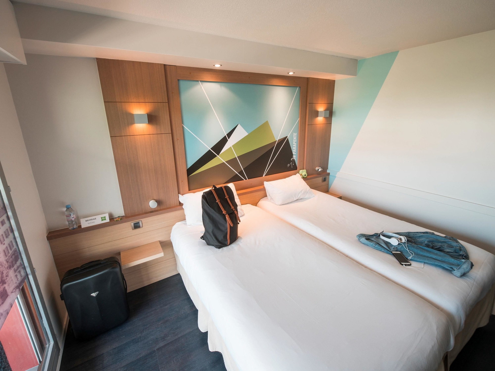 STANDARD, TWIN BEDS