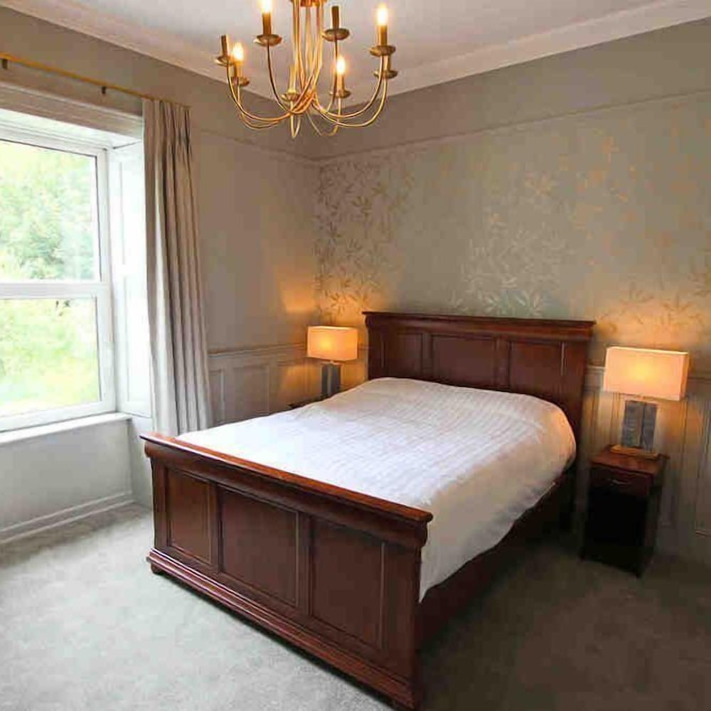 Belvedere Lodge - B&B 32/67