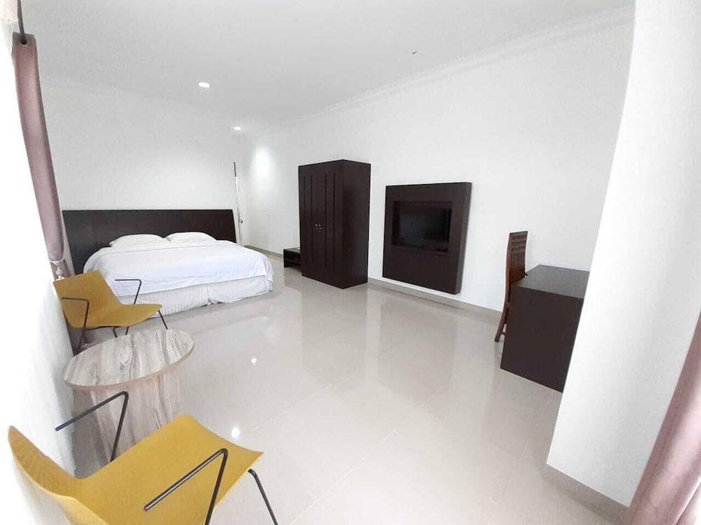 فيلا بسريرين مزدوجين، Aries Biru Hotel and Villa 2/3