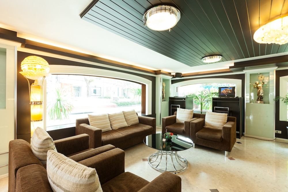 Vabua Asotel Bangkok 27/48