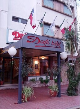 Hotel Dali 3/28