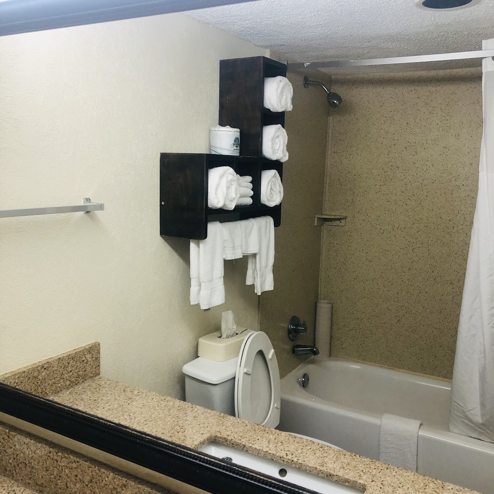 Quail Inn and Suites Myrtle Beach 20/43