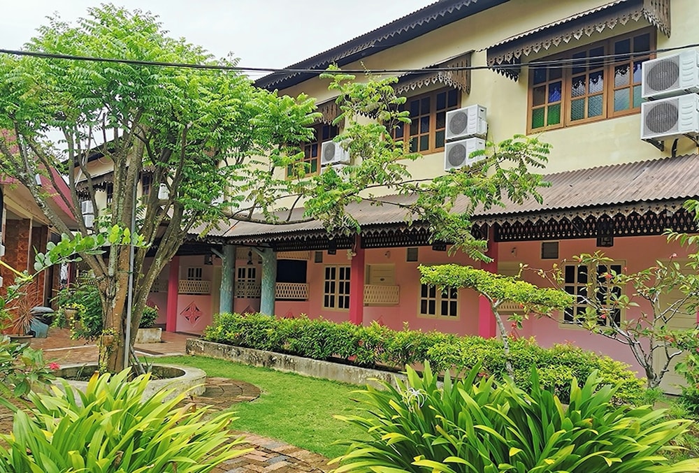 Sabak Awor Resort by ZUZU 7/50