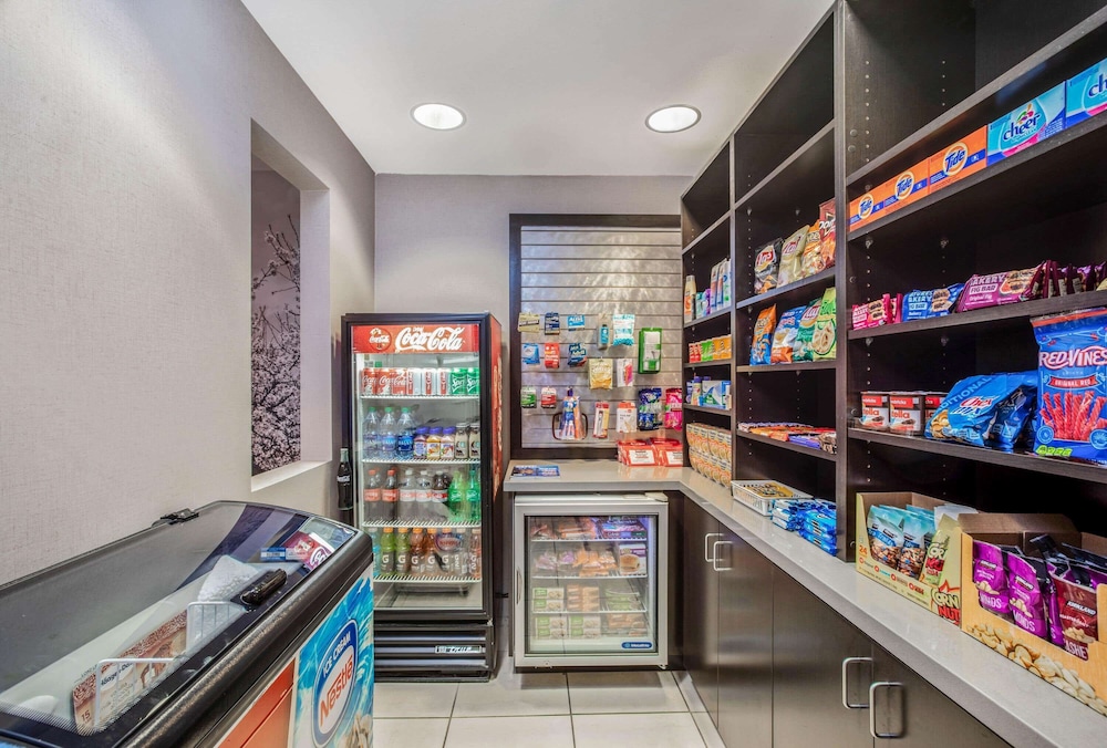 La Quinta Inn & Suites by Wyndham Modesto Salida 37/46