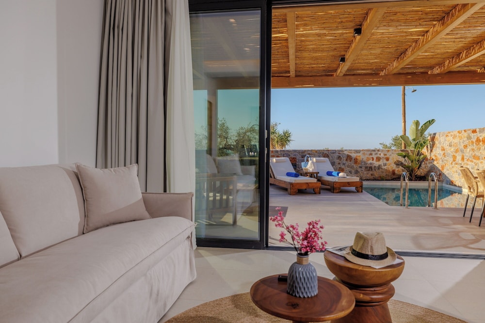 Deos Luxury Suites 29/50