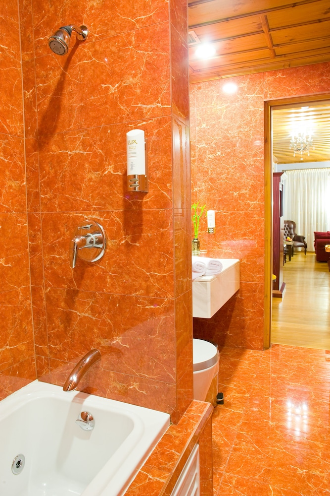 Kyveli Suites 45/50