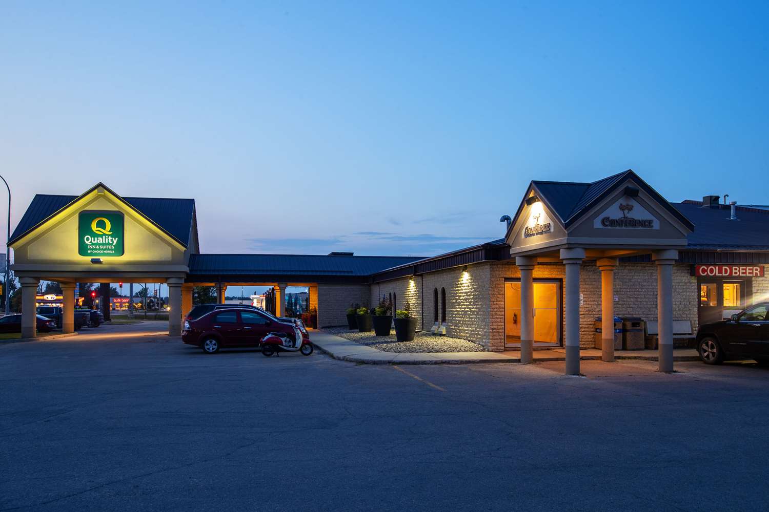 Quality Inn & Suites Winkler, MB 1/19