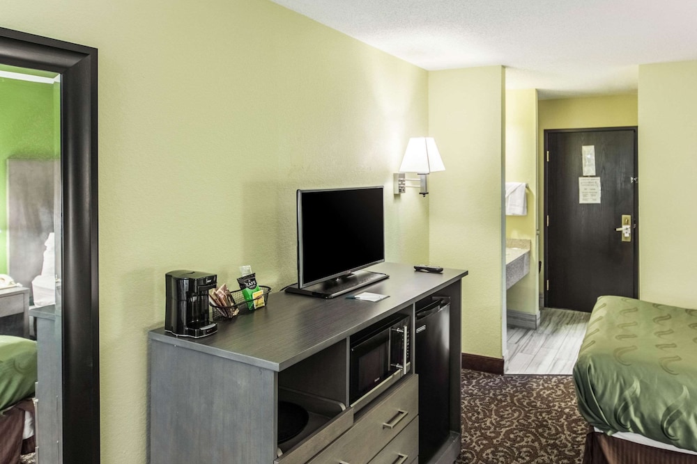 Quality Inn Decatur Near US-224 49/60