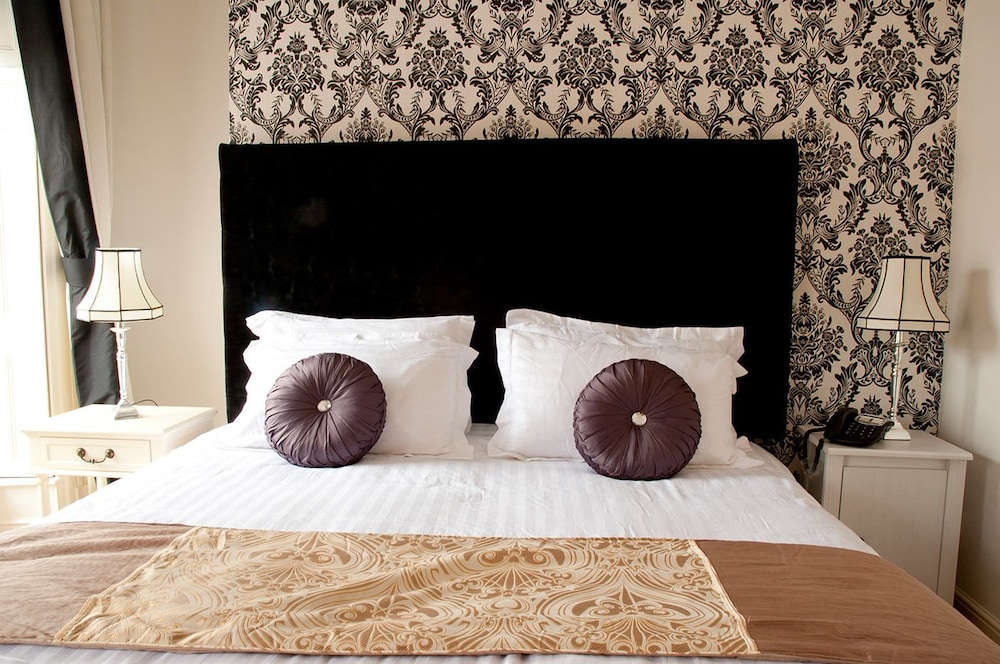 The Georgian Town House Hotel 24/42