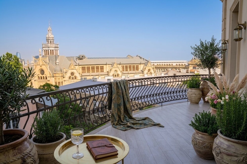 Sunday Old City Hotel 21/49