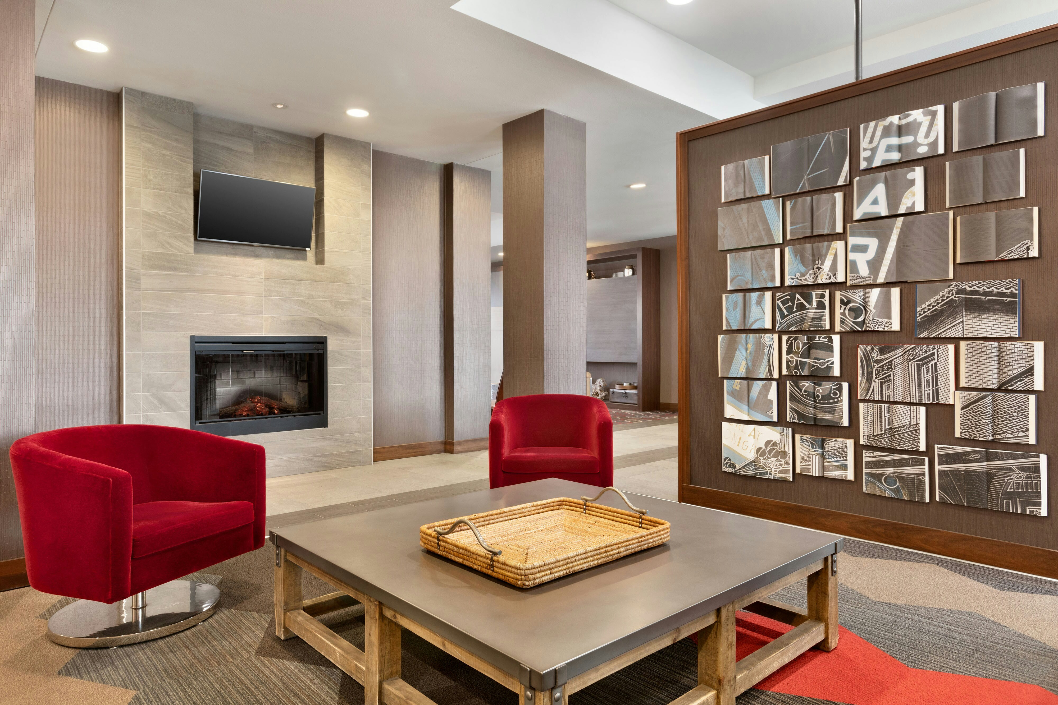 Four Points by Sheraton Fargo Medical Center 12/23
