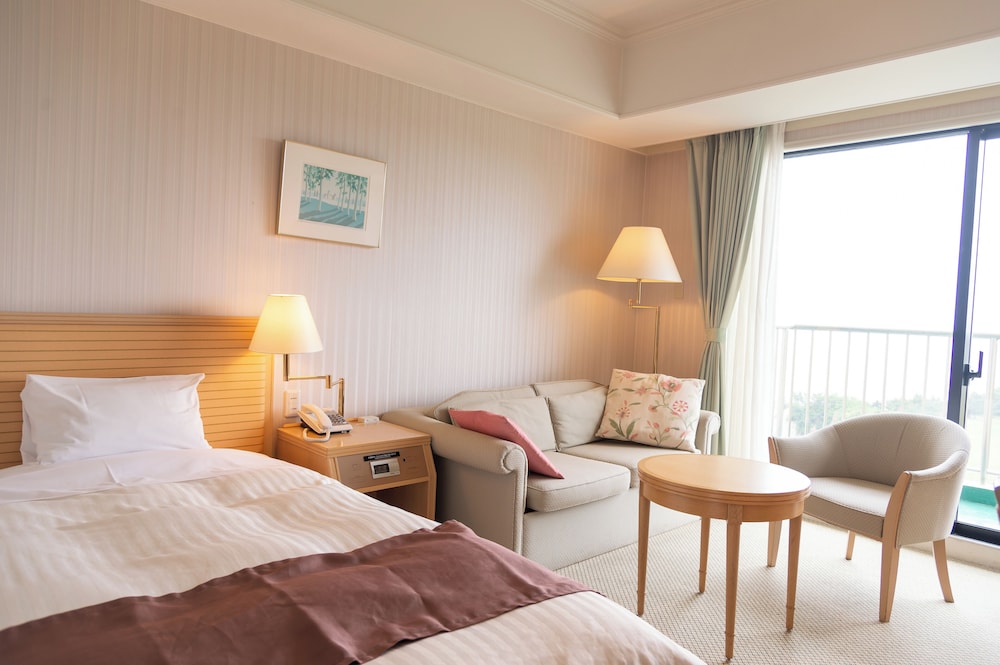 Onahama Ocean Hotel Golf Club 7/30