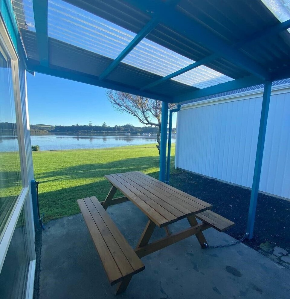 Waitangi Holiday Park 21/62