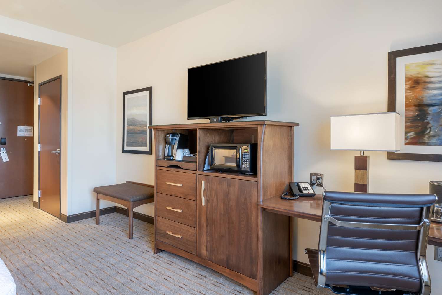 Best Western Premier Boulder Falls Inn 54/66