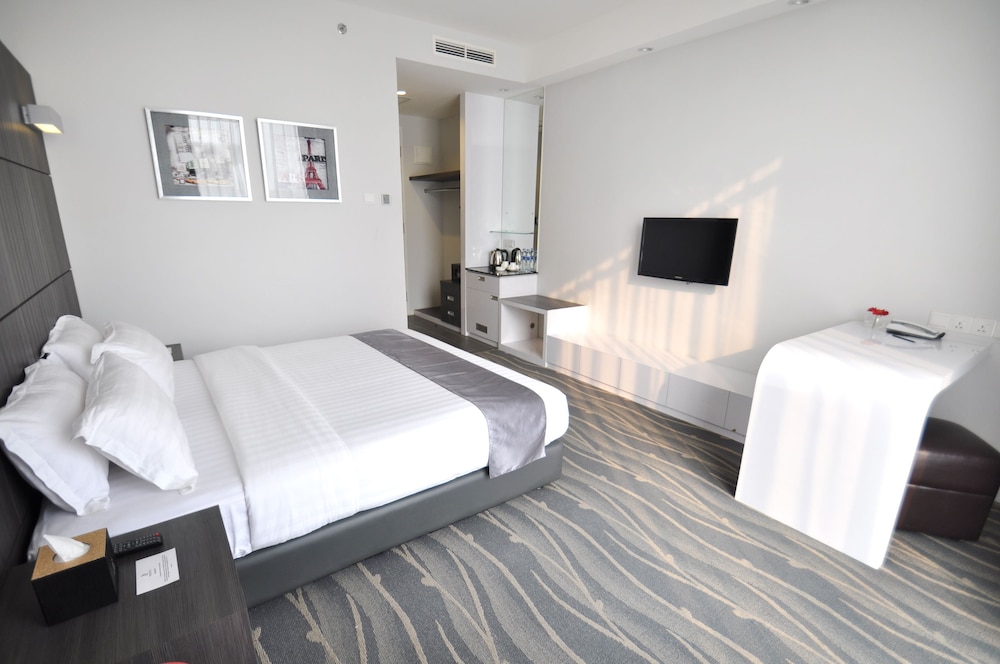 Dreamtel Jakarta 19/68