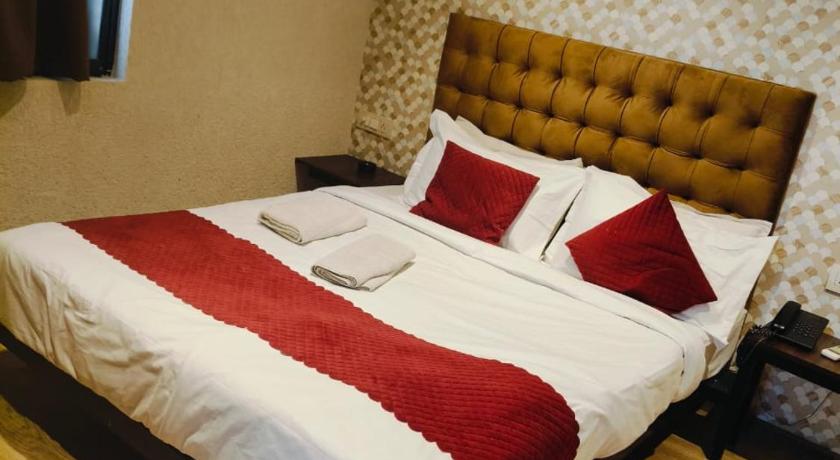 HOTEL ROYAL GARDEN 14/40