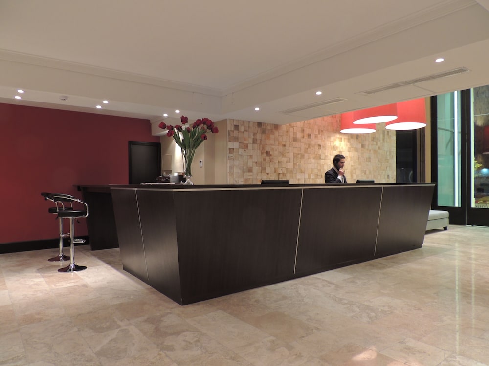 Premium Tower Suites San Luis 12/60