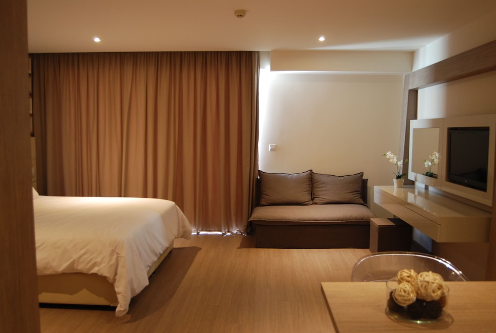Melpo Antia Hotel & Suites 22/69