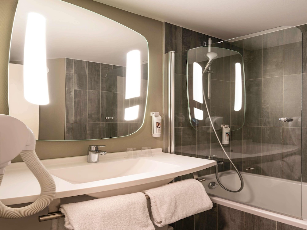 Ibis Paris Alesia Montparnasse 14Eme 63/67