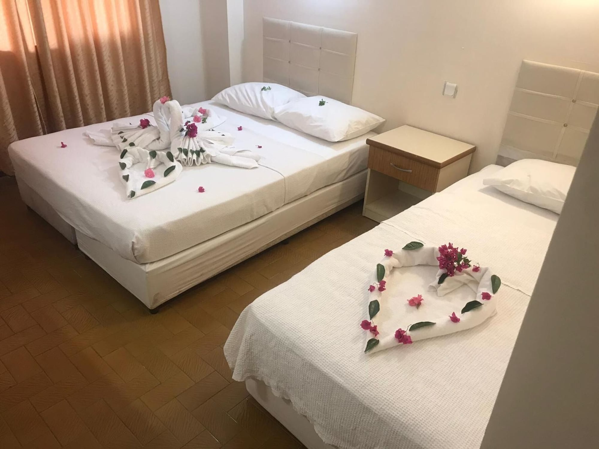 غرفة قياسية بسريرين منفصلين، Unver Hotel 4/5