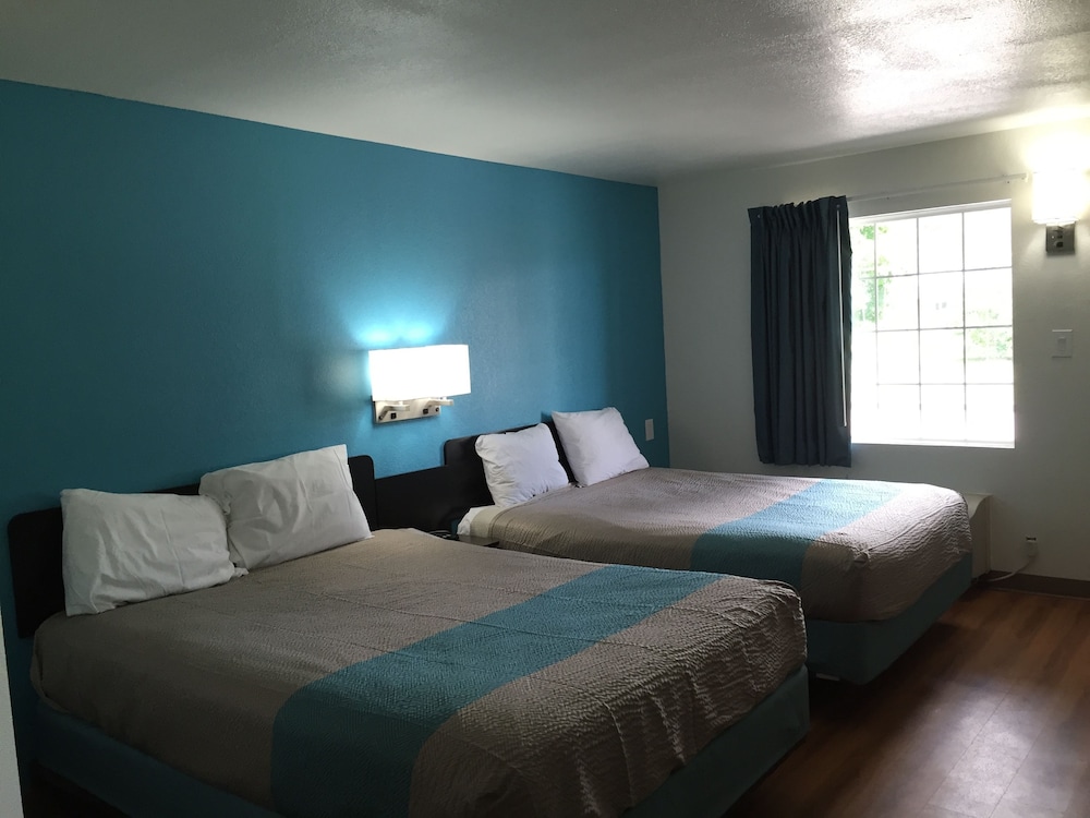 Motel6 Prairie Du Chien, WI 15/45