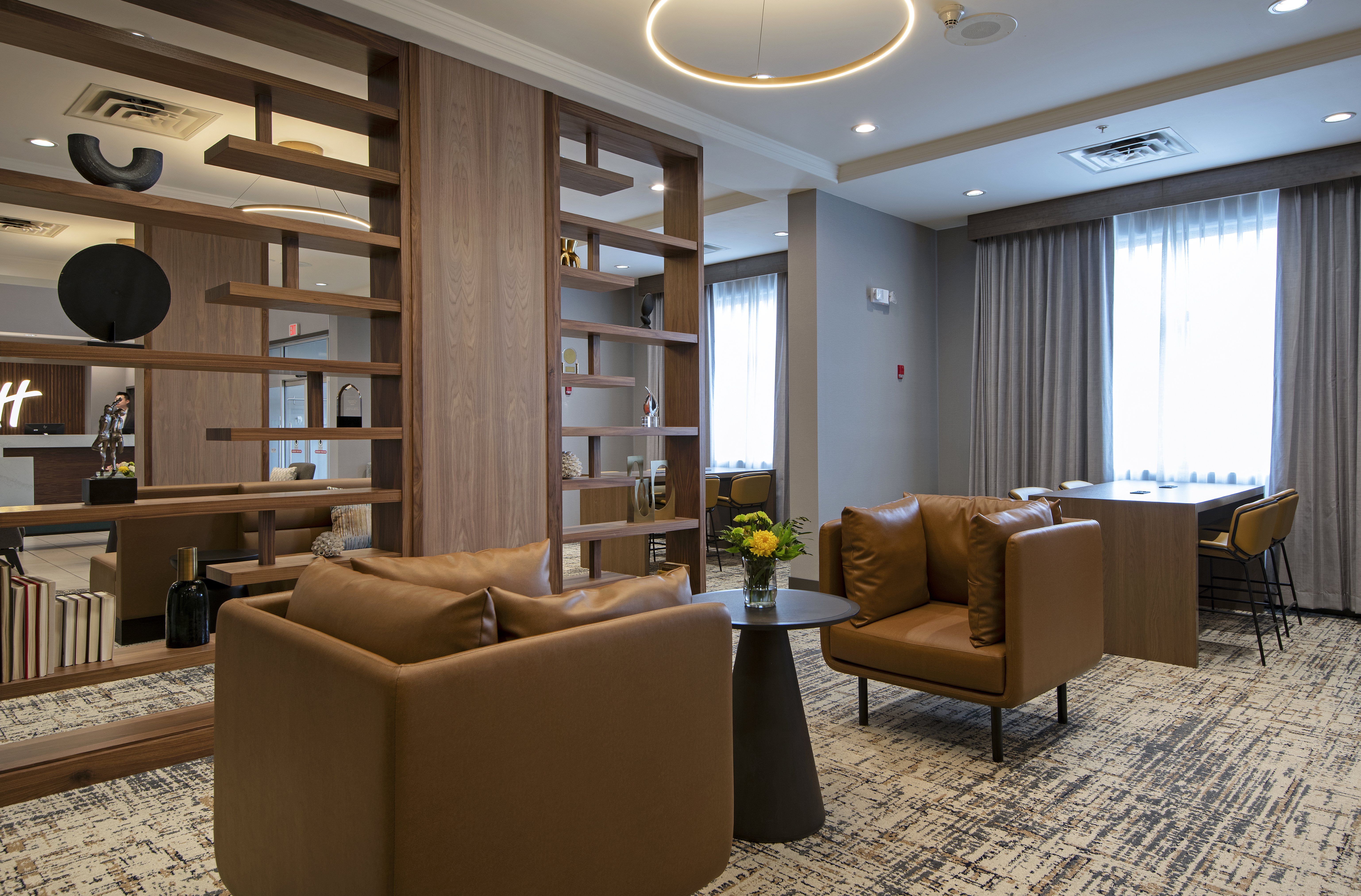 Holiday Inn Hotel Suites Kamloops 48/72