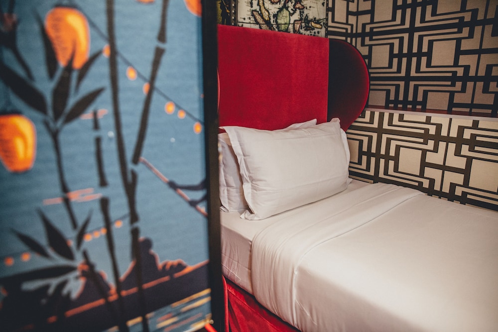 Hotel Du Continent 45/65