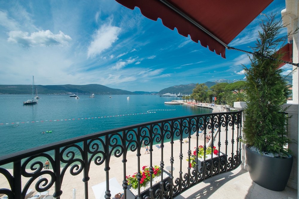 Boutique Hotel La Roche 48/50