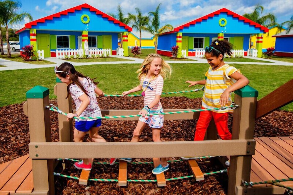 LEGOLAND BEACH RETREAT 20/22