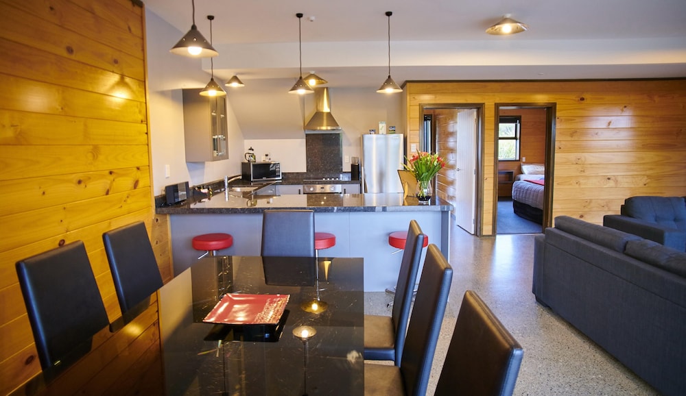 Greymouth Seaside Top 10 Holiday Park 55/71