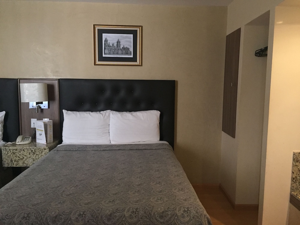 Castropol Hotel 17/43
