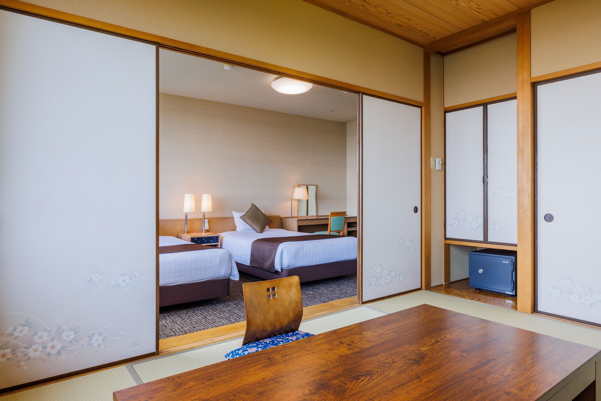 JAPANESE WESTERN, OCEAN VIEW, PRIVATE BATHROOM