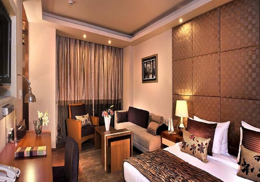 Udman Panchshila Park by Ferns N Petals 40/51