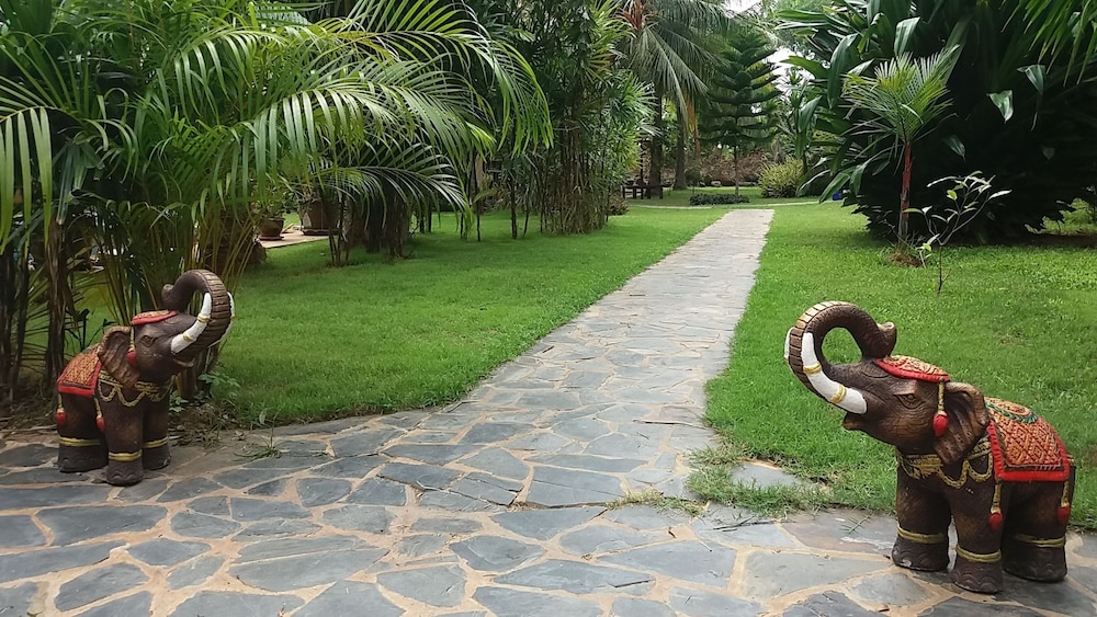 Malee Garden 42/48