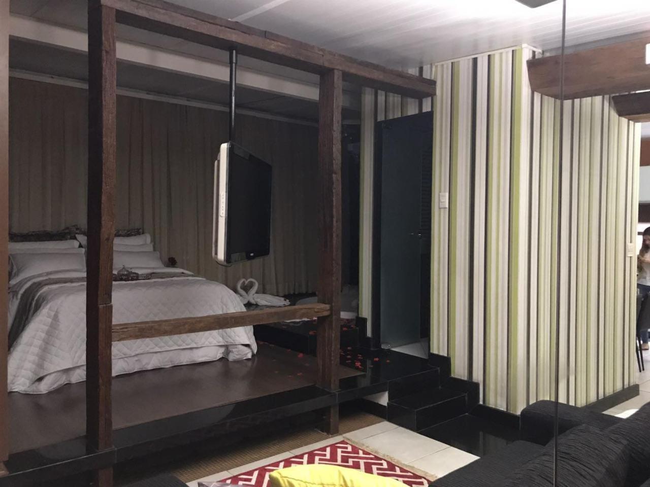 MANFERRARI HOTEL 16/59