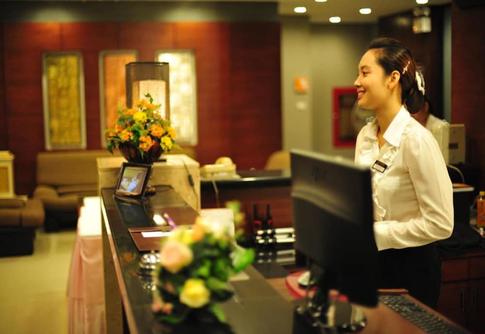 Navarat Heritage Hotel 15/24