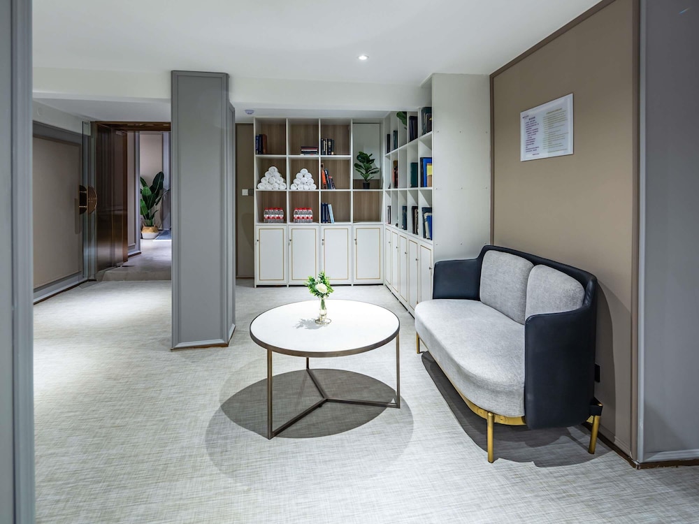 Mercure Qingdao Zhanqiao 25/46