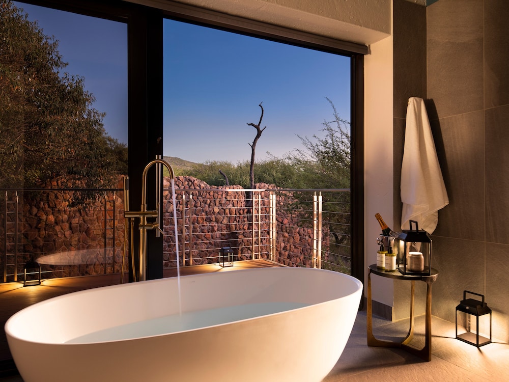 Babohi at Qwabi Private Game Reserve 24/42