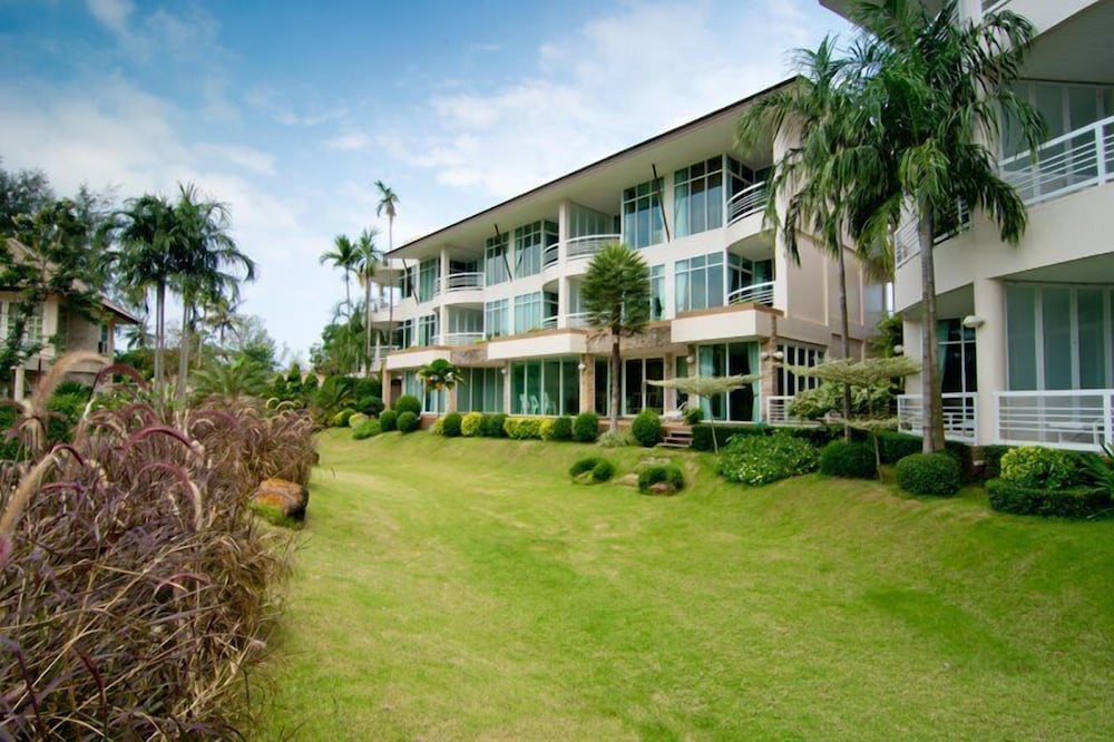 MAKATHANEE RESORT 58/63