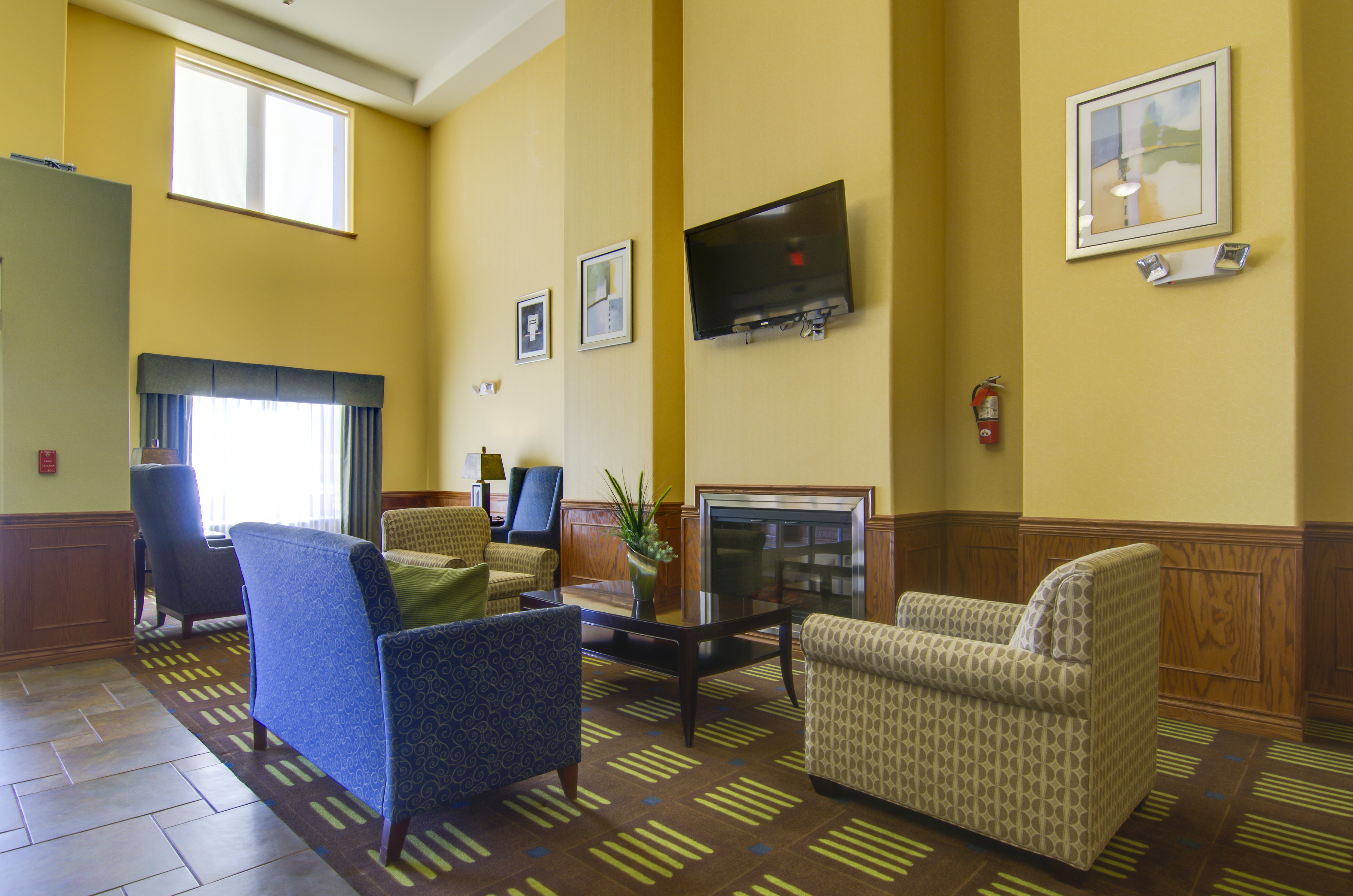 Holiday Inn Express Hotel Amp Stes Kansas City Sports Complex 40/55