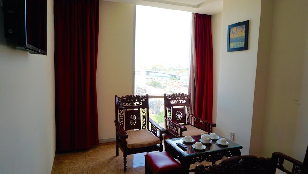 Nhat Linh Hotel Da Nang 26/31