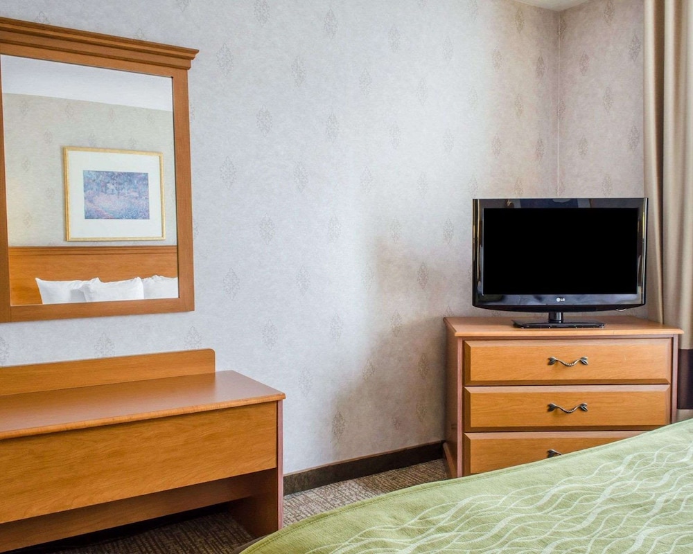 Comfort Inn Huntingdon, PA 30/34