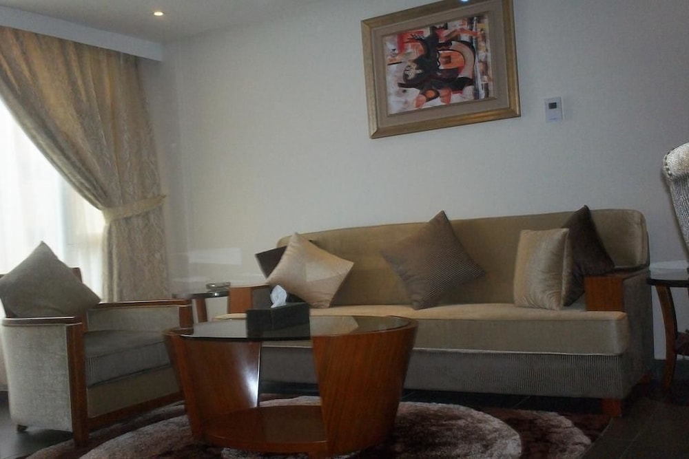Magic Suite Abu Halifa 31/57