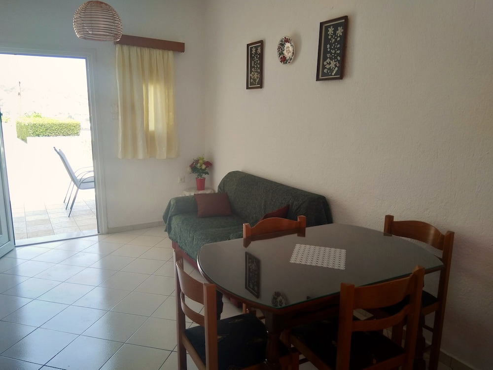 Kavousanos Apartments 20/50