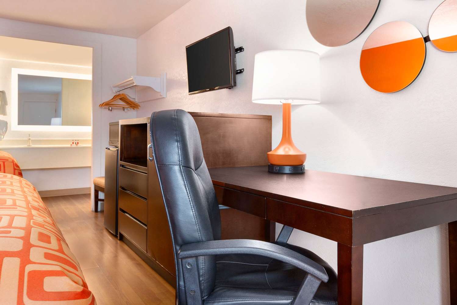 Howard Johnson By Wyndham Harrisonburg 15/20