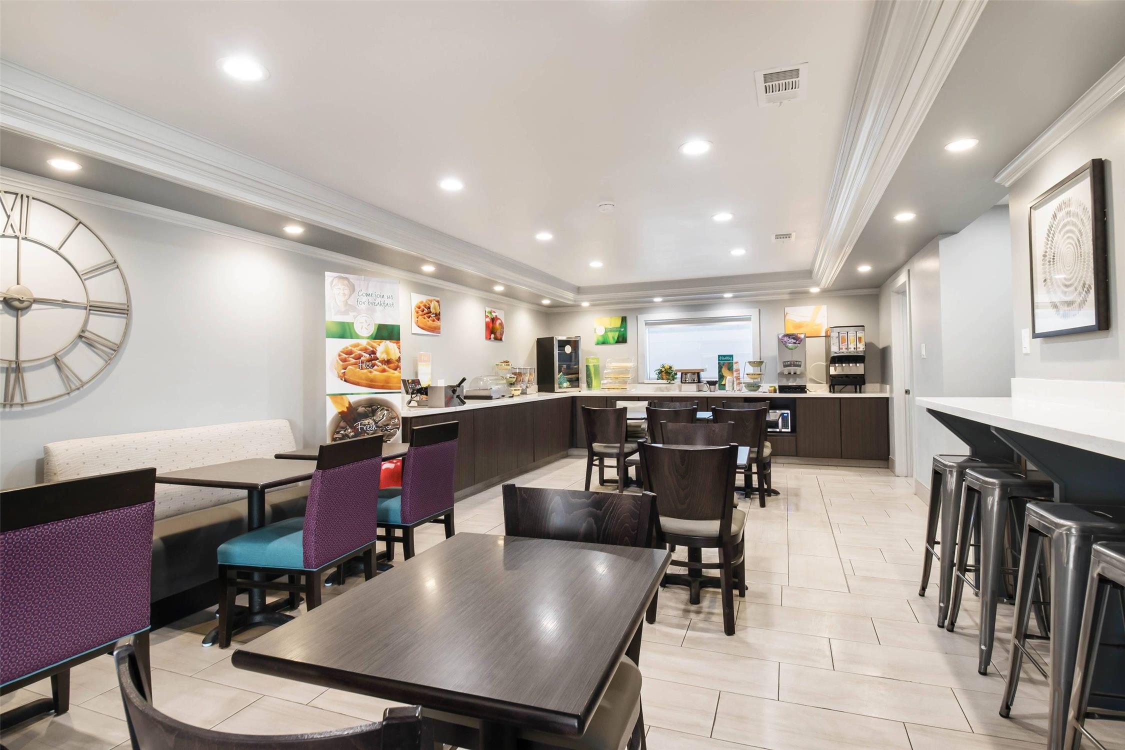 Quality Inn Near Lake Marble Falls 30/42