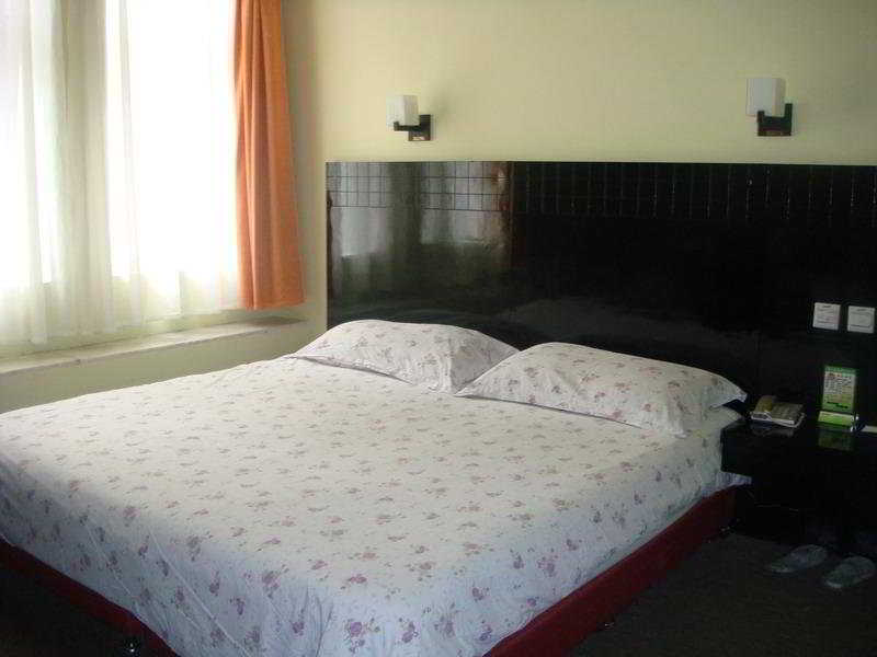JI Hotel (Shanghai The Bund Ningbo Road) 14/30