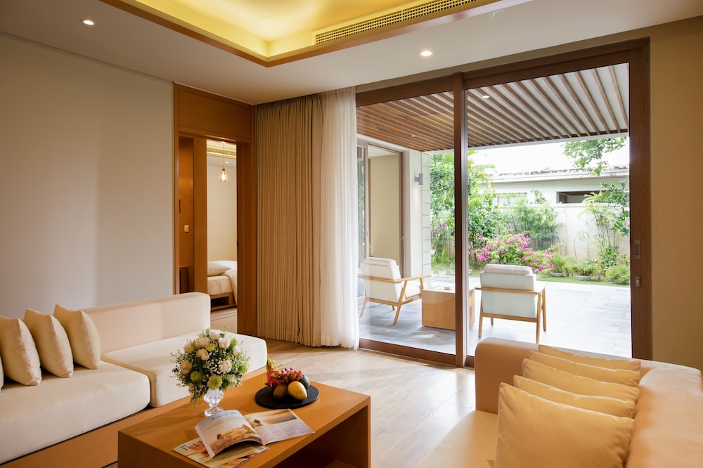 Flc Luxury Hotel Samson 44/69