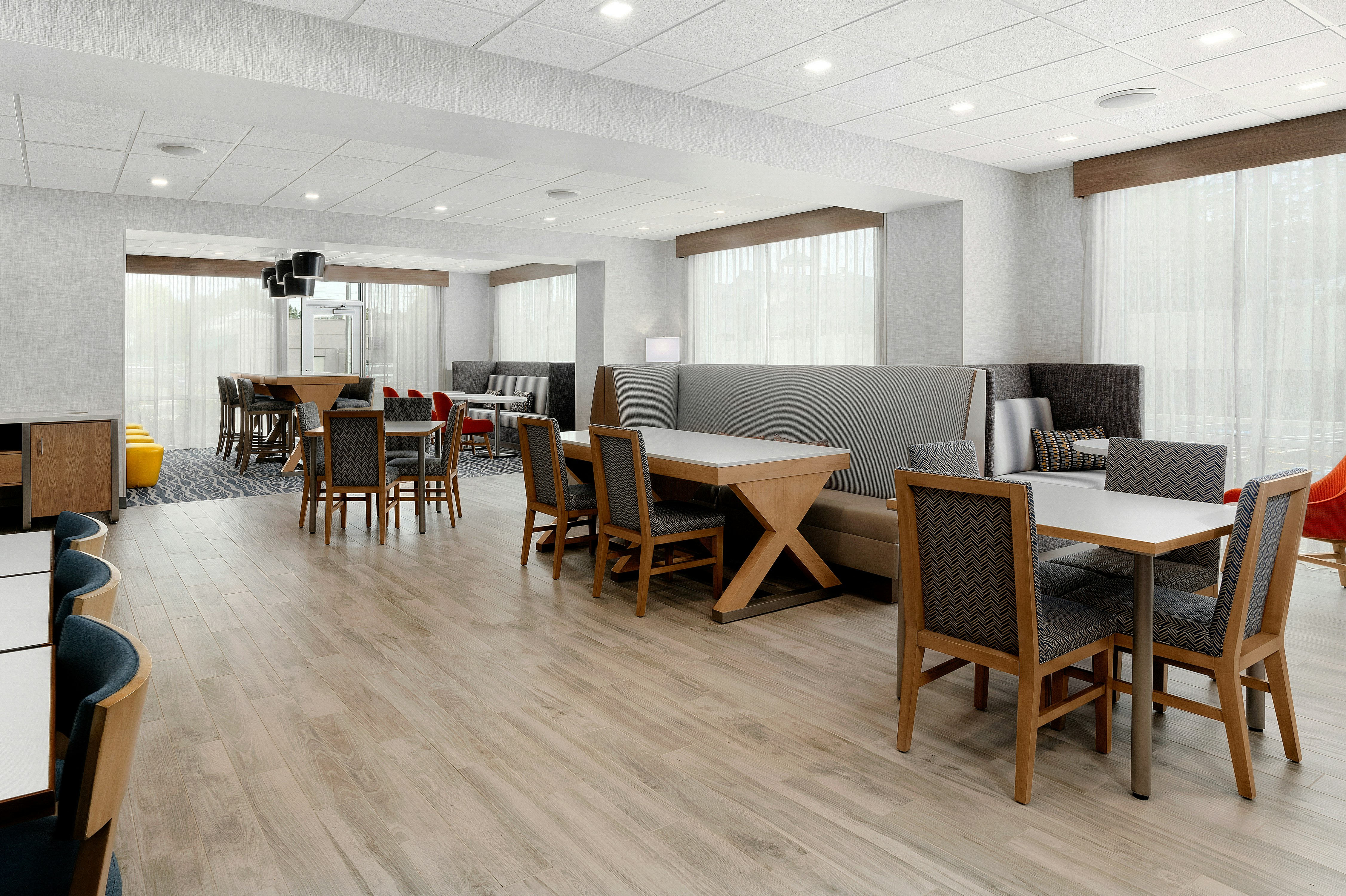 Hampton Inn Suites Bellingham Airport 16/20