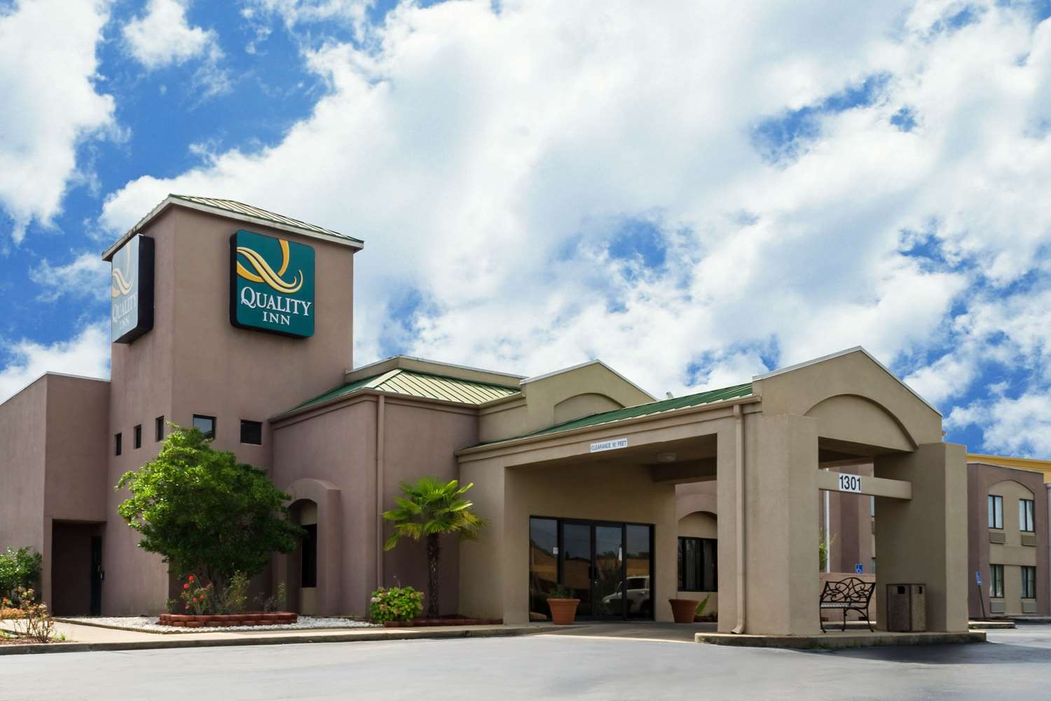 Quality Inn Meridian, MS 15/15